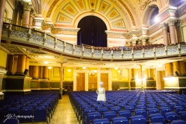 Leeds Town Hall-bride-wedding-photography